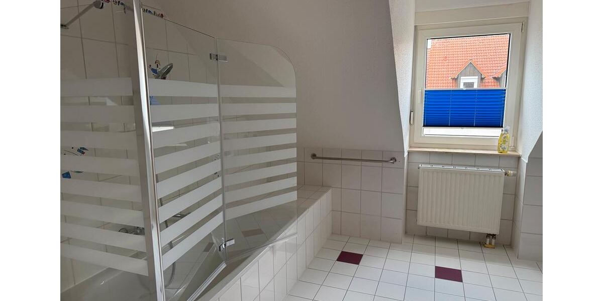 Dachgeschoßwohnung Feuchtwangen - 3 Zimmer, 82 m&sup2;, 700&euro; | Angebot:26047291