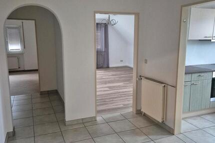 Wohnung Diez - 3 Zimmer, 90 m&sup2;, 1.100&euro; | Angebot:26169862