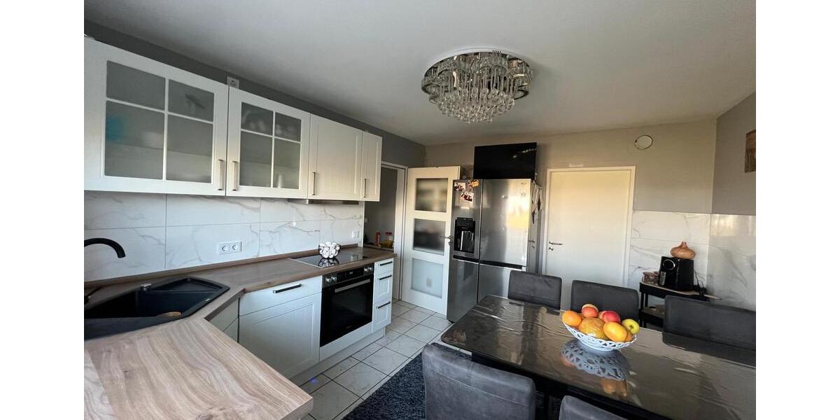 Doppelhaushälfte Weichs - 6 Zimmer, 160 m&sup2;, 3.400&euro; | Angebot:25841108