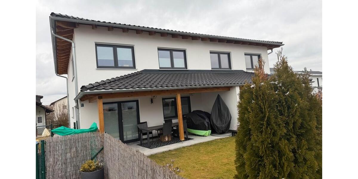 Doppelhaushälfte Landau an der Isar - 5 Zimmer, 120 m&sup2;, 1.450&euro; | Angebot:25054475