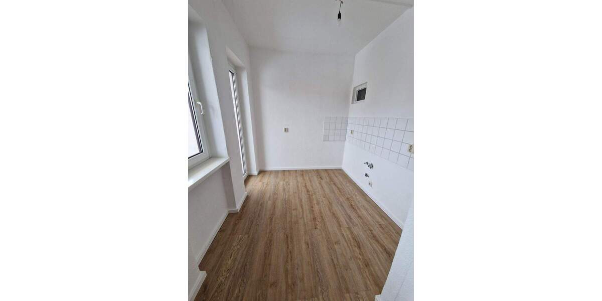 Etagenwohnung Magdeburg Cracau - 2 Zimmer, 46 m&sup2;, 319&euro; | Angebot:24867209