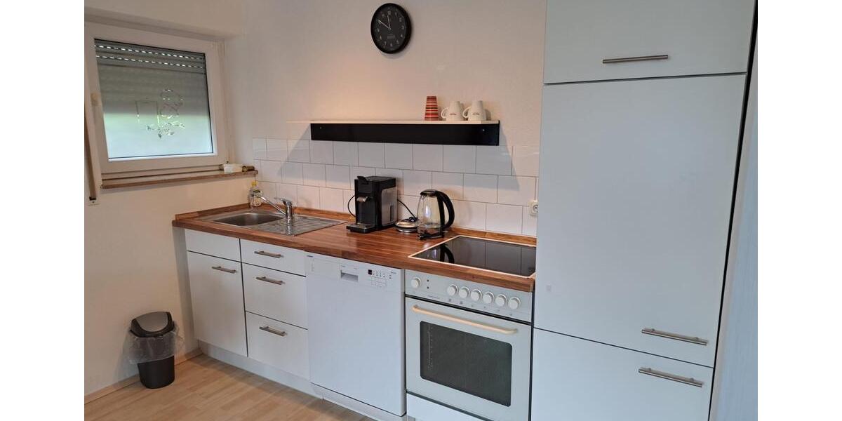 EG Wohnung möbliert 2 zimmer