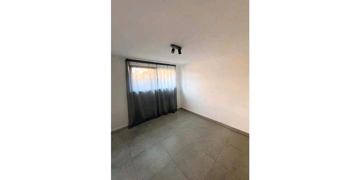 Etagenwohnung Philippsburg - 2 Zimmer, 65 m&sup2;, 1.200&euro; | Angebot:24627434