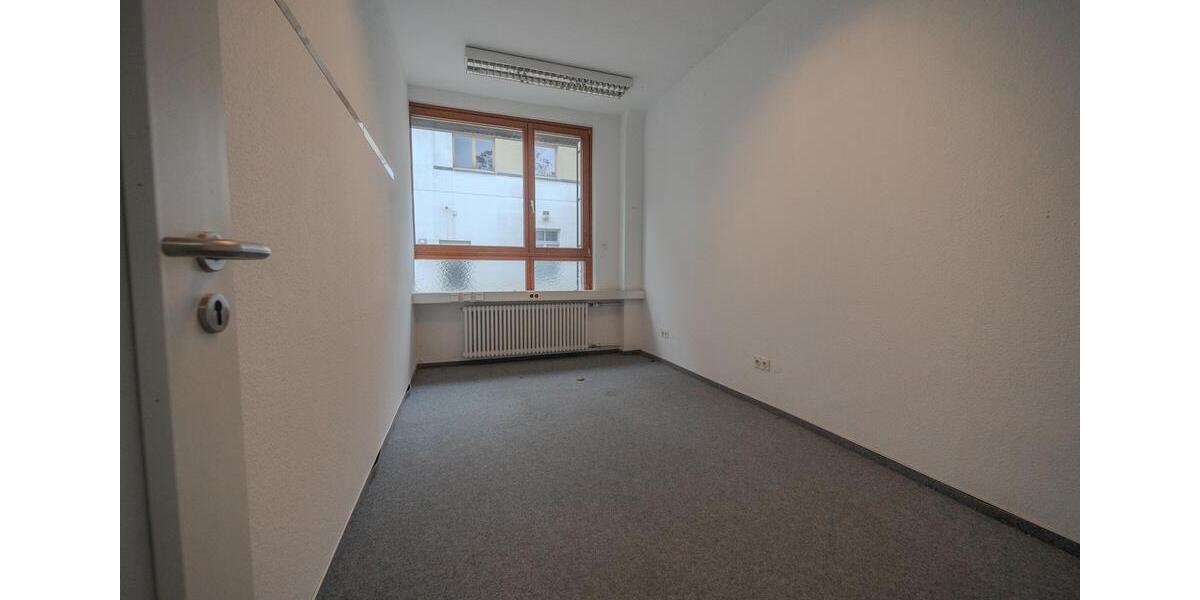 Solitärbüro im Herzen Heidelbergs – flexibel gestaltbar, provisionsfrei - nur bei realunis zimmer