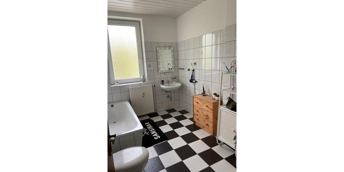 Etagenwohnung Bad Harzburg - 4 Zimmer, 110 m&sup2;, 690&euro; | Angebot:26020559
