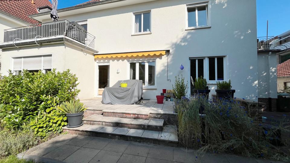 Bald in neuem Look: Großzügige Altbauwohnung mit Garten in Rheda! 4 zimmer