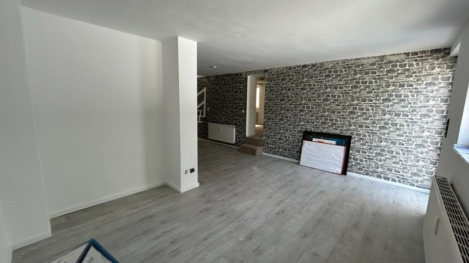 Maisonettenwohnung Grevenbroich Neuenhausen - 4 Zimmer, 123 m&sup2;, 950&euro; | Angebot:25231572