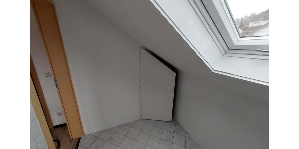 Dachgeschoßwohnung Gummersbach Hepel - 2 Zimmer, 57 m&sup2;, 456&euro; | Angebot:25168917