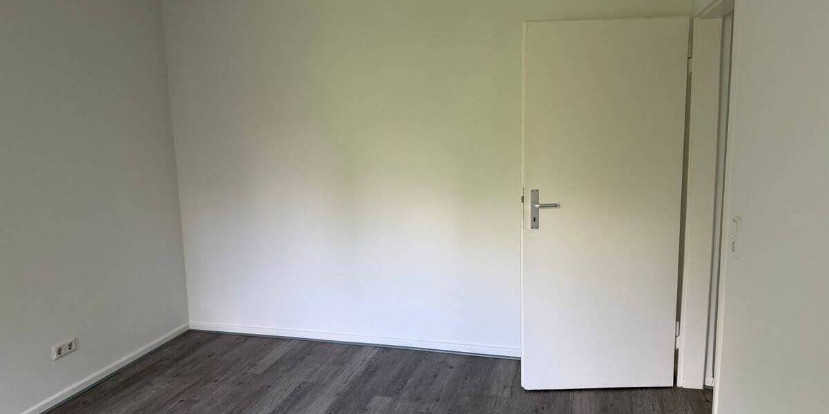 Etagenwohnung Duisburg Wanheimerort - 2 Zimmer, 44 m&sup2;, 350&euro; | Angebot:26683997