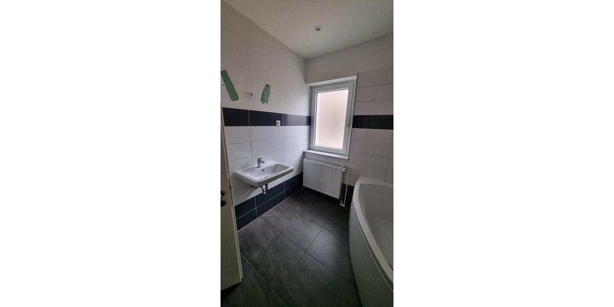 Erdgeschoßwohnung Rosdorf - 4 Zimmer, 106 m&sup2;, 1.380&euro; | Angebot:25960039