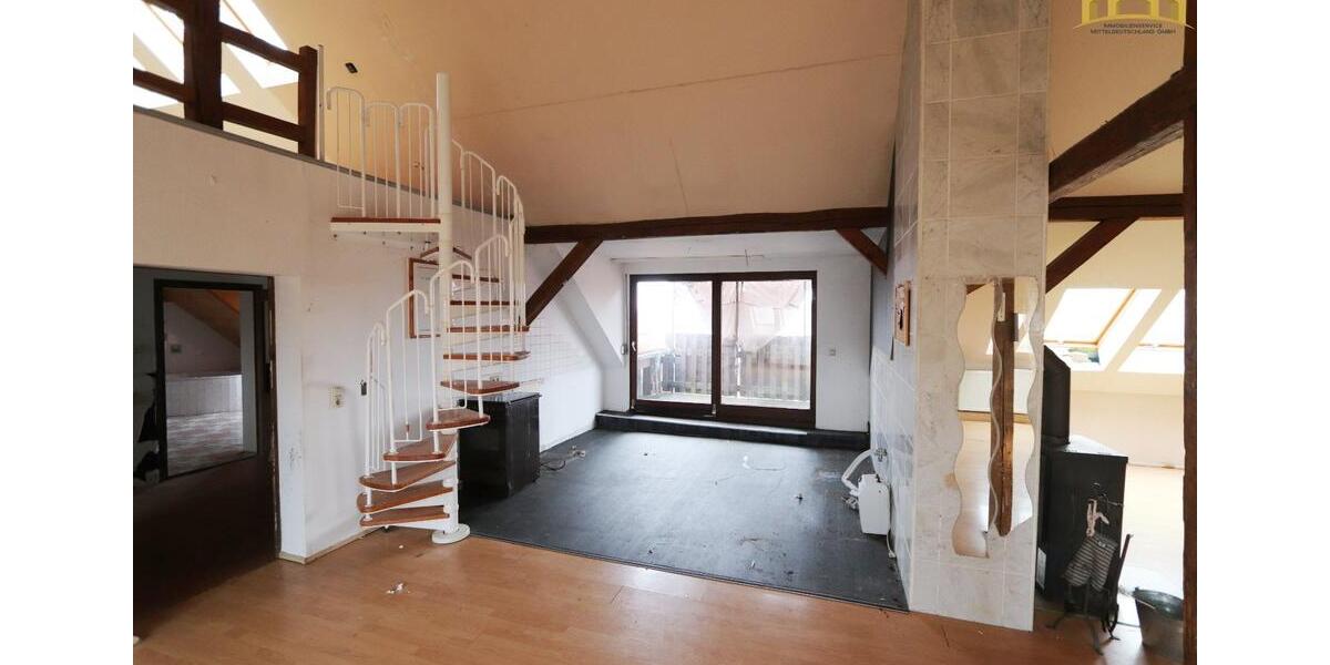 Dachgeschoßwohnung Hettstedt - 4 Zimmer, 120 m&sup2;, 540&euro; | Angebot:24942829