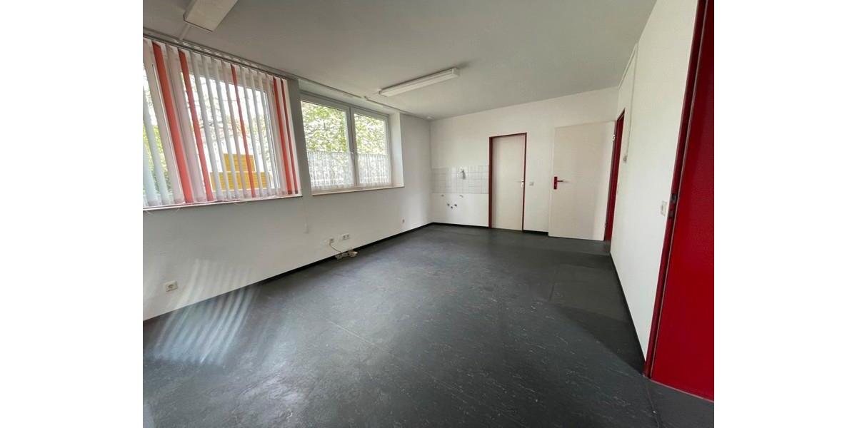 Ideal für eine Arztpraxis, Büro oder Studio geeignet! zimmer