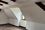 Dachgeschoßwohnung Lohfelden - 4 Zimmer, 93 m&sup2;, 930&euro; | Angebot:26663716