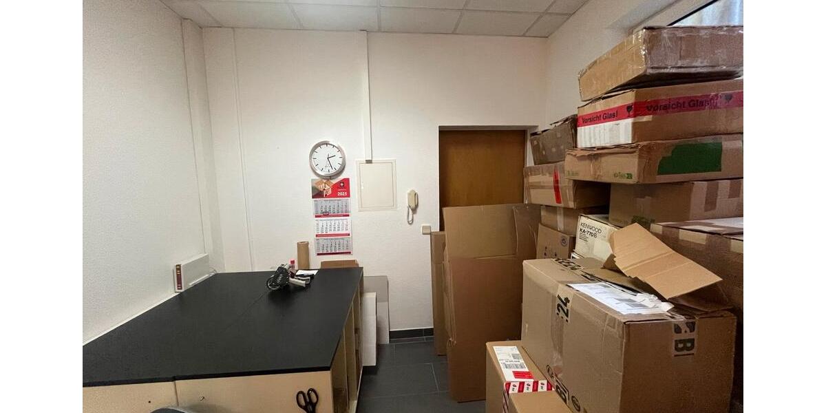Erdgeschoßwohnung Höhr-Grenzhausen Grenzhausen - 3 Zimmer, 130 m&sup2;, 950&euro; | Angebot:26536470