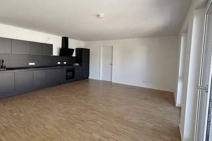 Wohnung Stuttgart Untertürkheim - 3 Zimmer, 84 m&sup2;, 1.490&euro; | Angebot:23941553