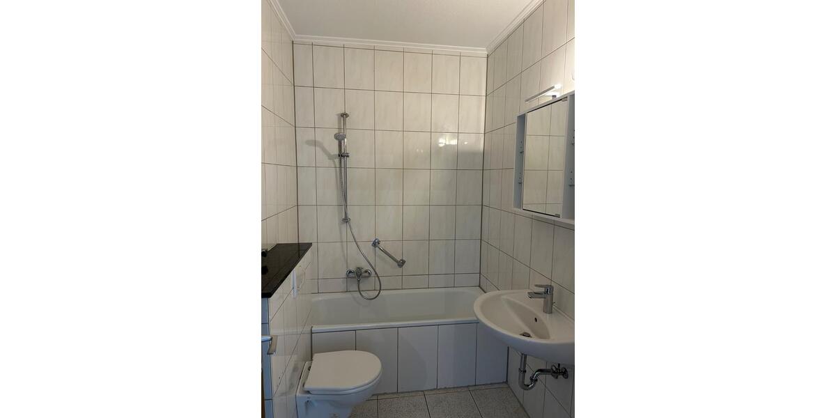 Etagenwohnung Lingen (Ems) Damaschke - 3 Zimmer, 70 m&sup2;, 650&euro; | Angebot:26490728