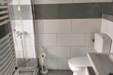 Wohnung Meerane - 2 Zimmer, 55 m&sup2;, 300&euro; | Angebot:26167076