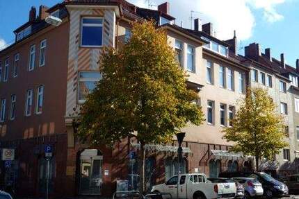 Schöne Wohnung mit Balkon und Einbauküche am Neustädter Markt 2 zimmer