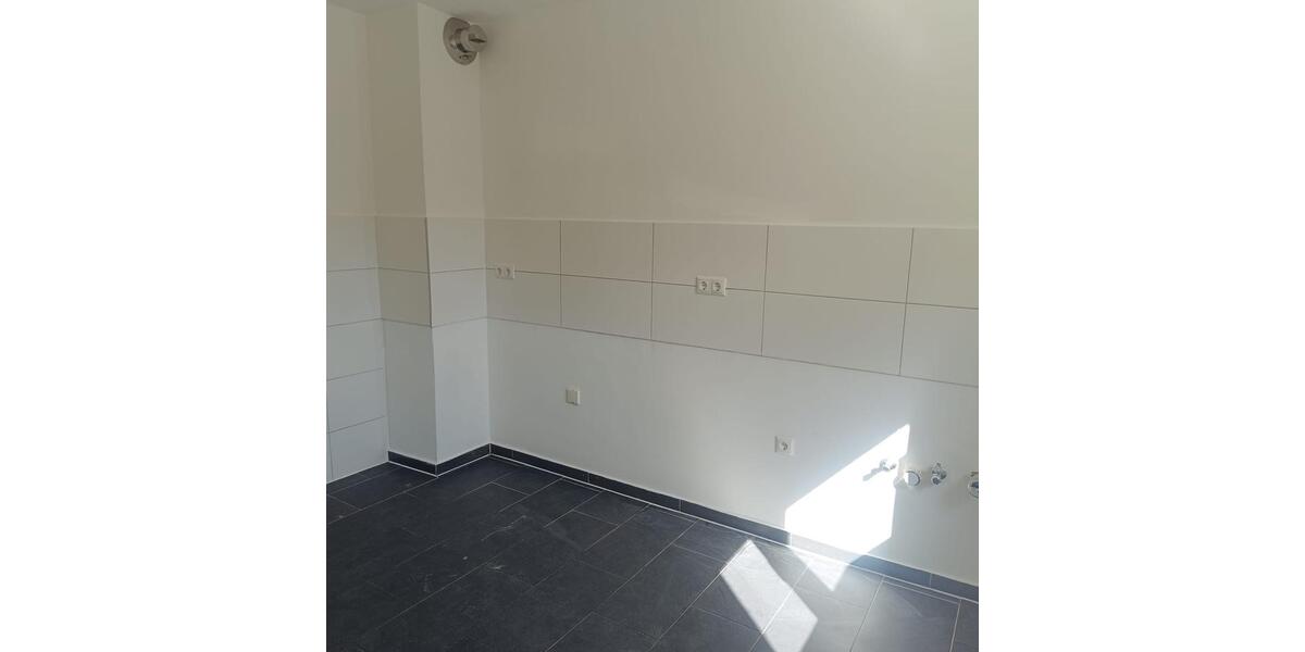 Erdgeschoßwohnung Feldkirchen - 4 Zimmer, 130 m&sup2;, 975&euro; | Angebot:25988935