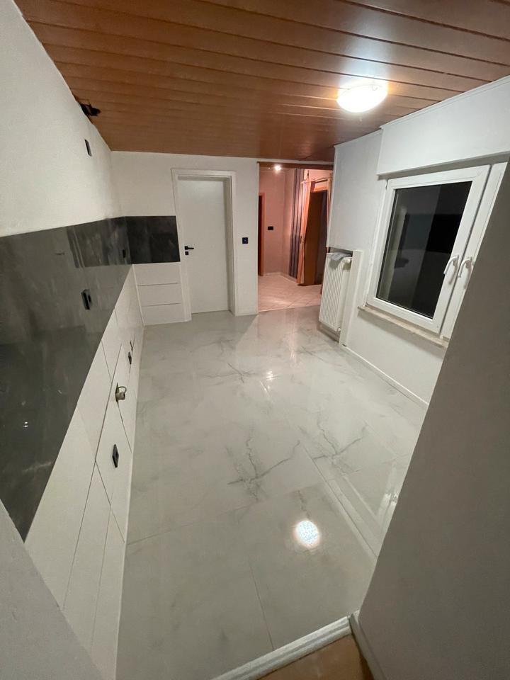 4 zimmer wohnung in neuwied + garten mit Grill platz zimmer