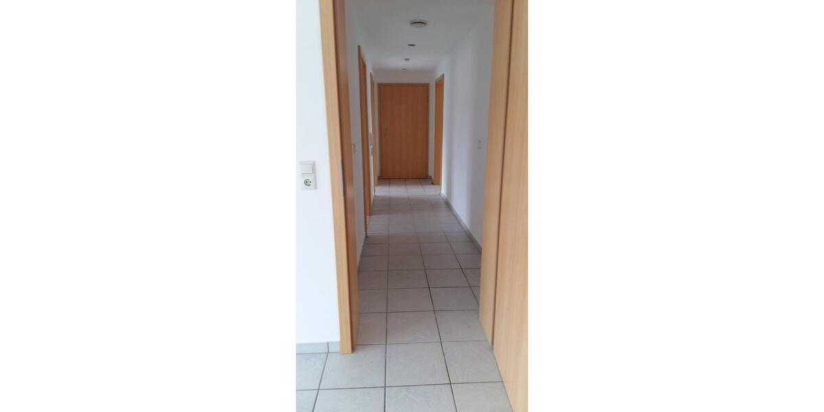 Etagenwohnung Lemberg - 4 Zimmer, 95 m&sup2;, 520&euro; | Angebot:24952327