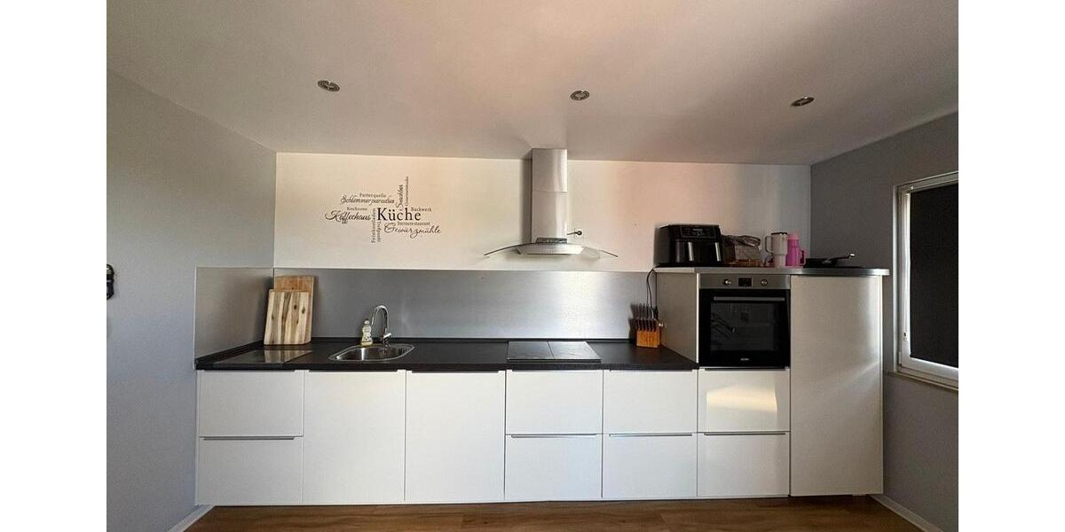Dachgeschoßwohnung Neunkirchen - 4 Zimmer, 120 m&sup2;, 970&euro; | Angebot:26643919