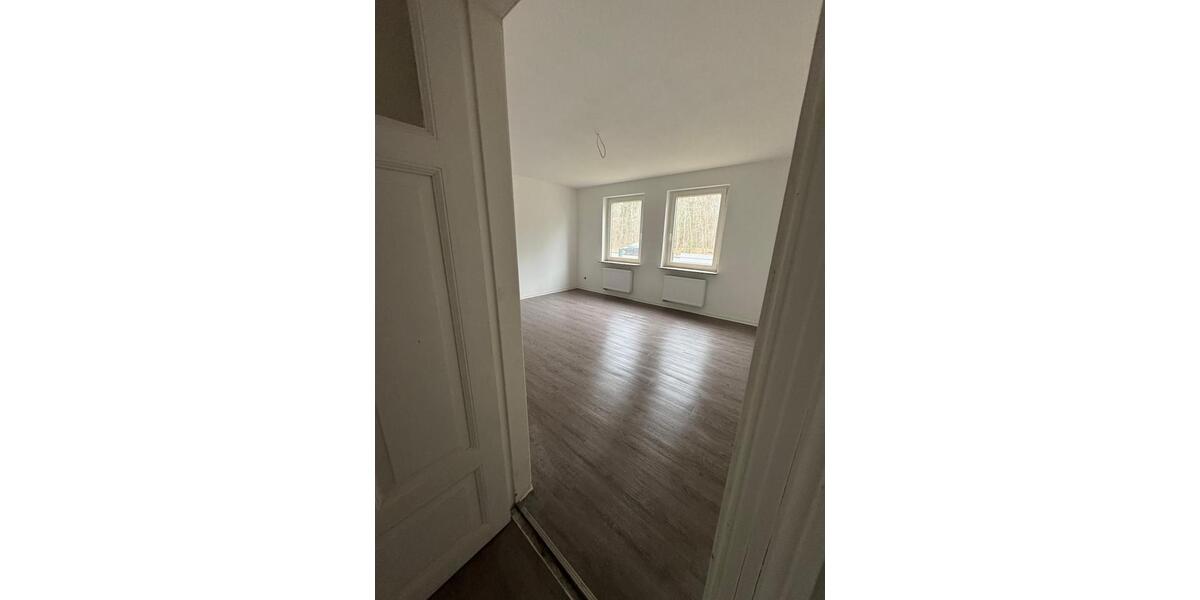 Etagenwohnung Delmenhorst - 12 Zimmer, 4.000&euro; | Angebot:23331282