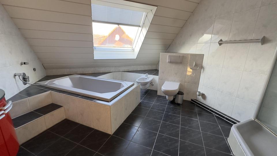 Doppelhaushälfte Meine - 6 Zimmer, 190 m&sup2;, 1.800&euro; | Angebot:24294595