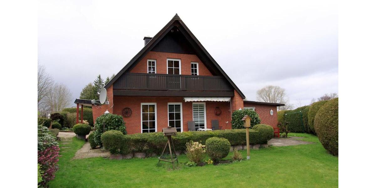 Doppelhaushälfte Blekendorf - 5 Zimmer, 178 m&sup2;, 1.500&euro; | Angebot:25591108