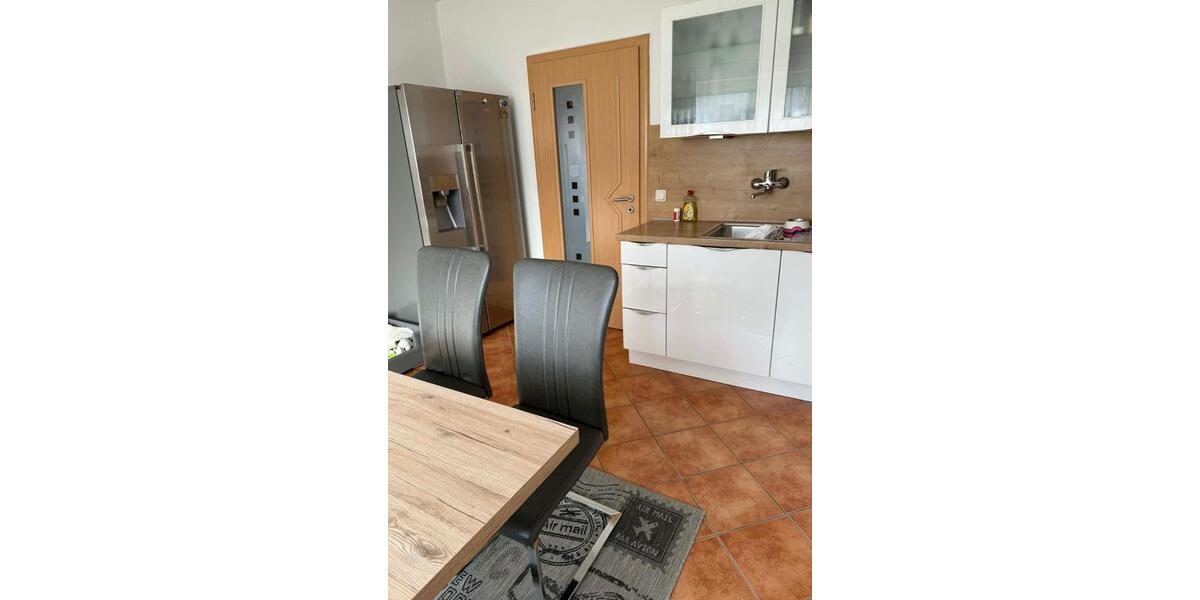 Erdgeschoßwohnung Hengersberg - 3 Zimmer, 90 m&sup2;, 680&euro; | Angebot:25460257