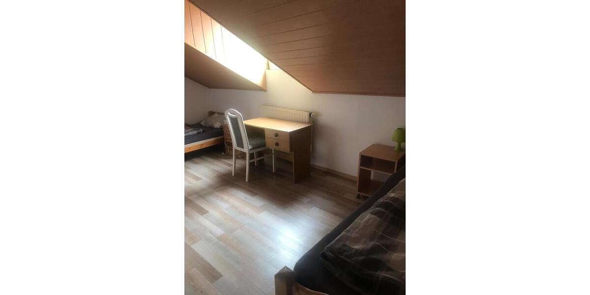Wohnen auf Zeit Winzer - 12 Zimmer, 20 m&sup2;, 20&euro; | Angebot:26132692