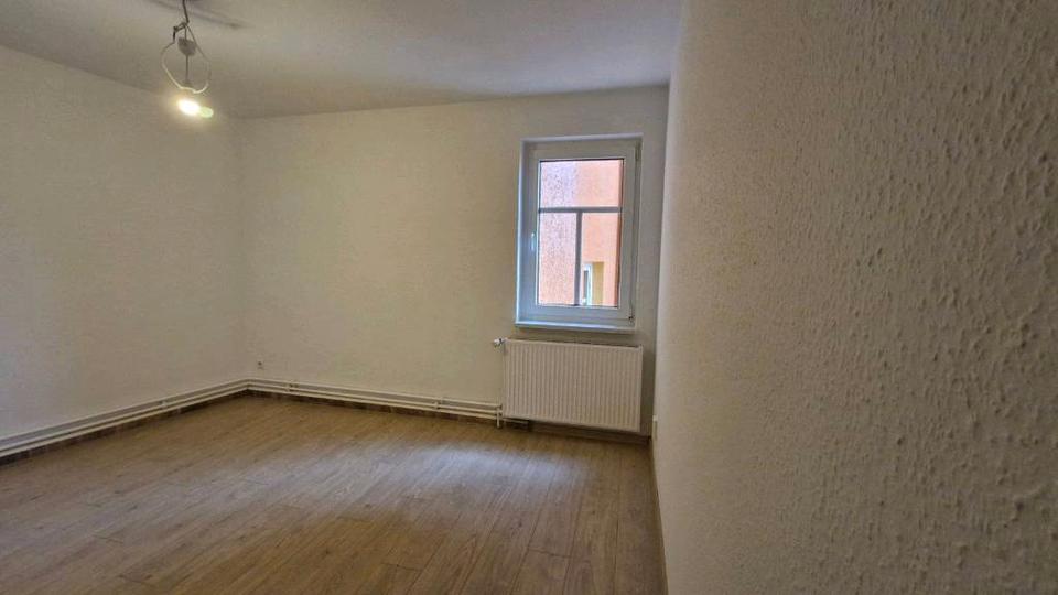 Etagenwohnung Tangerhütte - 3 Zimmer, 78 m&sup2;, 469&euro; | Angebot:25944855
