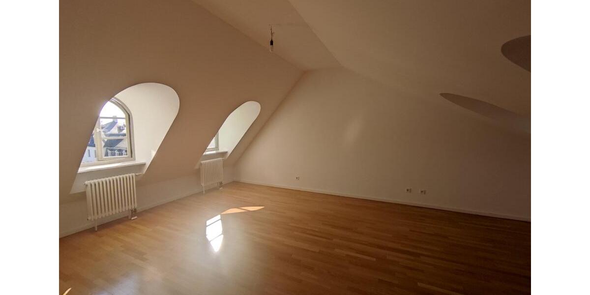 Dachgeschoßwohnung Offenbach am Main Bürgel - 2 Zimmer, 70 m&sup2;, 1.050&euro; | Angebot:25230529