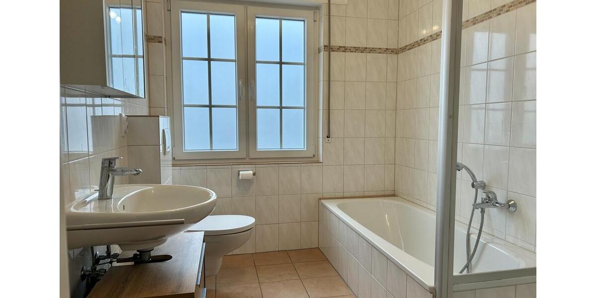 Etagenwohnung Attendorn - 4 Zimmer, 106 m&sup2;, 990&euro; | Angebot:24885010