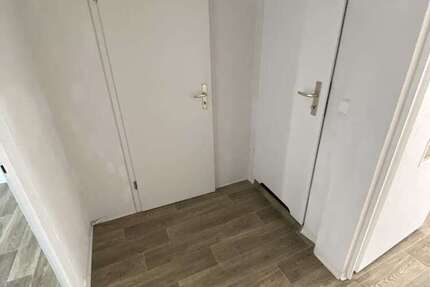 Wohnung zum Mieten in Gera 290 € 54.08 m²