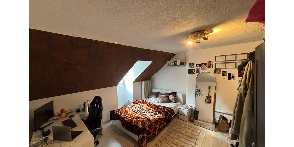 Etagenwohnung Bremen - 1 Zimmer, 16 m&sup2;, 484&euro; | Angebot:26348963