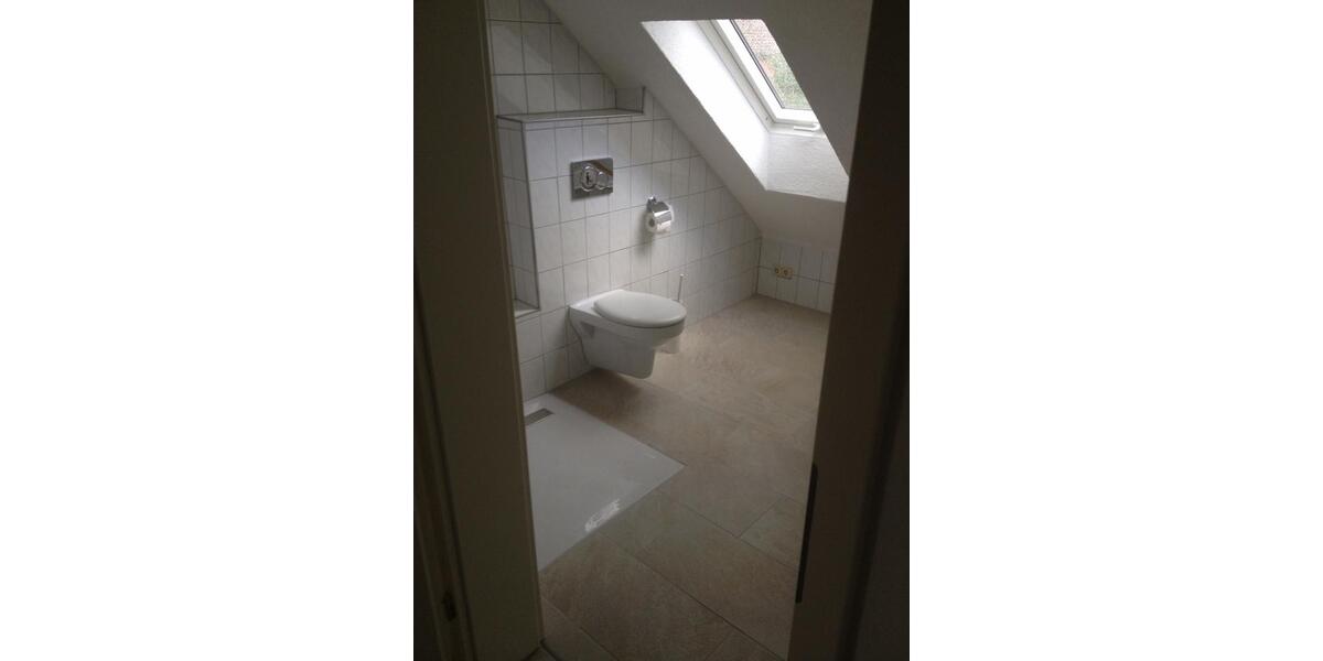 Dachgeschoßwohnung Egestorf - 4.5 Zimmer, 98 m&sup2;, 1.200&euro; | Angebot:24374539