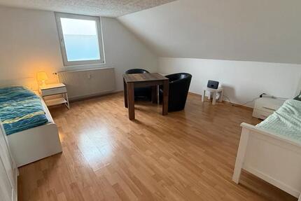 Wohnen auf Zeit Waldbröl - 3 Zimmer, 75 m&sup2;, 15&euro; | Angebot:24641178