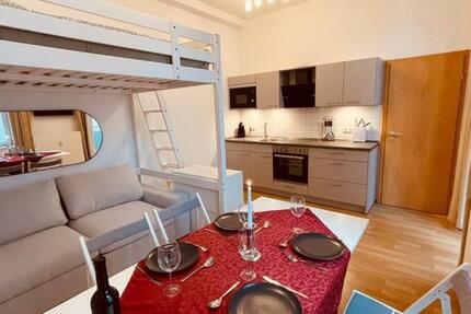 Vollmöblierte 1-RW mit Balkon zwischen Domplatz u. Fischmarkt 1 zimmer