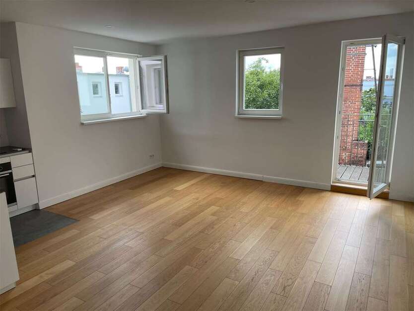 Wohnung zum Mieten in Berlin 2.399 € 108.11 m²