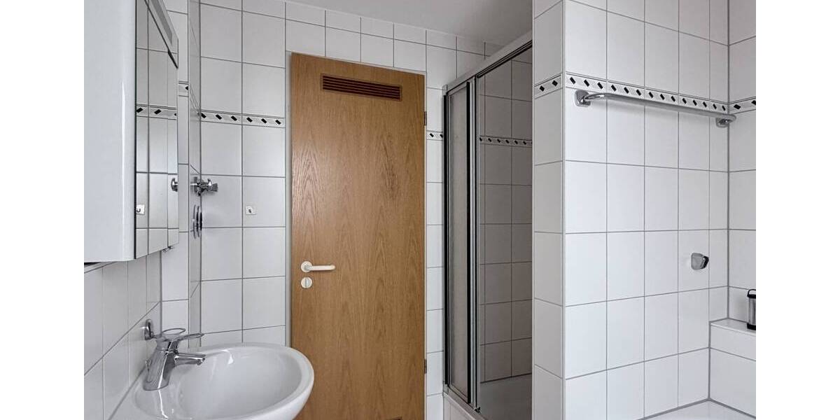 Etagenwohnung Bad Krozingen - 2 Zimmer, 69 m&sup2;, 790&euro; | Angebot:26741695
