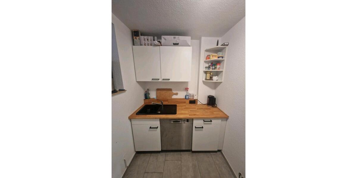 Etagenwohnung Hatten - 1 Zimmer, 13 m&sup2;, 400&euro; | Angebot:25122098