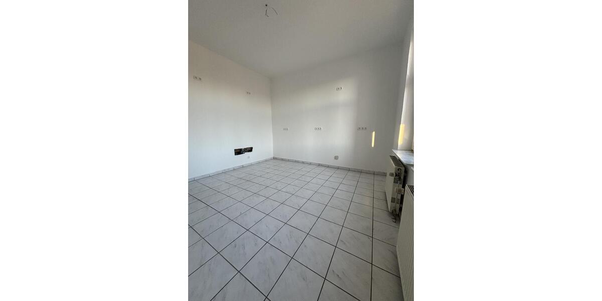 Etagenwohnung Grimmen - 2 Zimmer, 80 m&sup2;, 620&euro; | Angebot:23703378