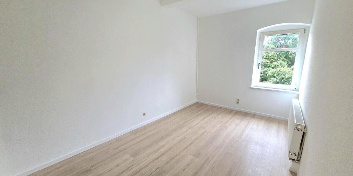 Schicke 3-Zimmer-Dachgeschosswohnung in zentraler Lage von Stollberg! 3 zimmer