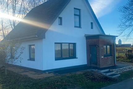 Kernsaniertes Einfamilienhaus zur Vermietung 4 zimmer