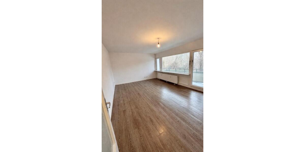 Erdgeschoßwohnung Hamburg Borgfelde - 3 Zimmer, 70 m&sup2;, 1.700&euro; | Angebot:26039647