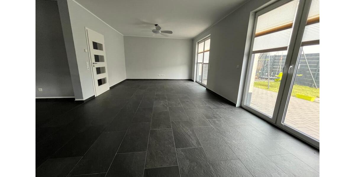 Doppelhaushälfte Walsrode - 5 Zimmer, 140 m&sup2;, 1.500&euro; | Angebot:24962937