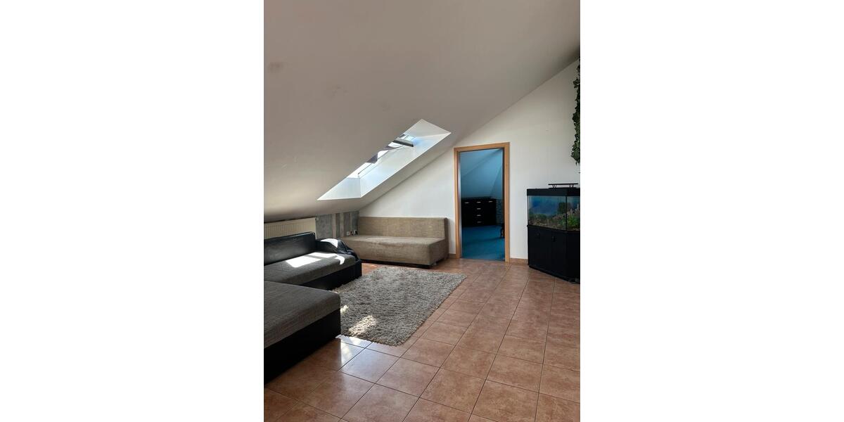 Dachgeschoßwohnung Twistringen - 4 Zimmer, 105 m&sup2;, 1.250&euro; | Angebot:26412723