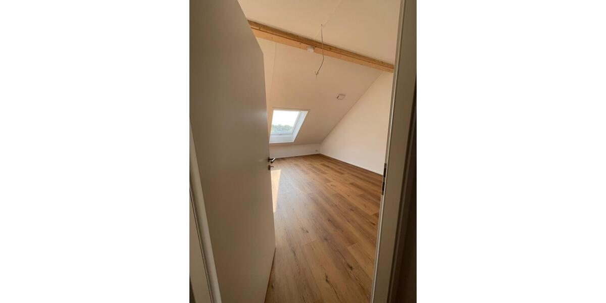 Reihenhaus Kerpen Balkhausen - 5 Zimmer, 145 m&sup2;, 2.350&euro; | Angebot:25449520