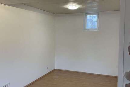 Haus zum Mieten in Frankfurt am Main 750 € 65 m²